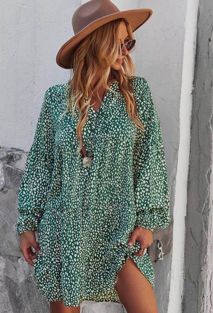 GREEN AND WHITE LEOPARD PRINT DRESS GREEN AND WHITE LEOPARD PRINT DRESS